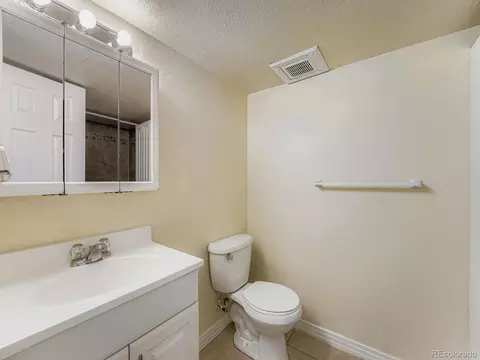15747 E 13th Pl, Aurora, CO 80011 photo 30