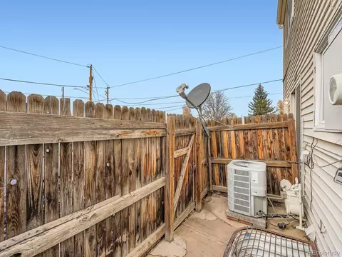 15747 E 13th Pl, Aurora, CO 80011 photo 32