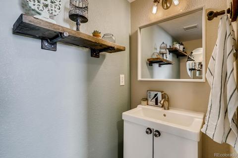 5233 E 115th Ave, Thornton, CO 80233 photo 12