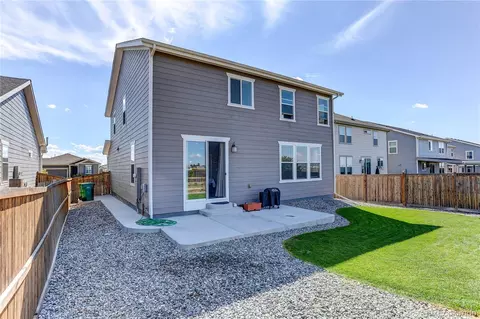 Exterior - 27531 E 7th Dr, Aurora, CO 80018 photo 6 of 8
