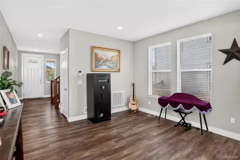 Entry Way - 27531 E 7th Dr, Aurora, CO 80018 photo 3 of 5