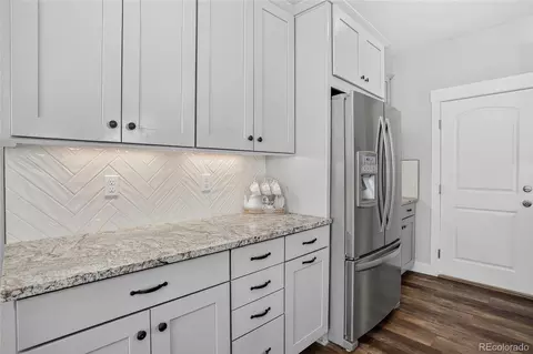 Kitchen - 27531 E 7th Dr, Aurora, CO 80018 photo 2 of 4