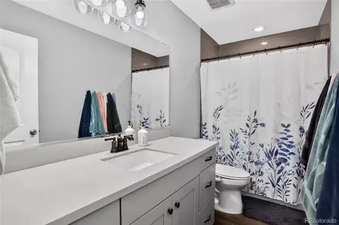 Bath - 27531 E 7th Dr, Aurora, CO 80018 photo 3 of 3