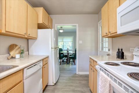 6935 E 3rd Ave, Denver, CO 80220 photo 9