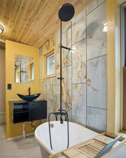 Bath - 14032 S Olive Ave, Pine, CO 80470 photo 5 of 6