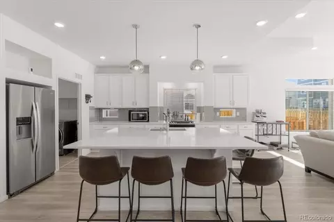 Kitchen - 26268 E 3rd Ave, Aurora, CO 80018 photo 2 of 3
