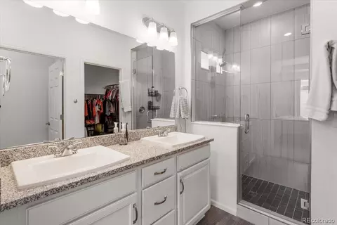 Bath - 26268 E 3rd Ave, Aurora, CO 80018 photo 1 of 3