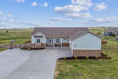 527 Antelope Dr E, Bennett, CO 80102 photo 43