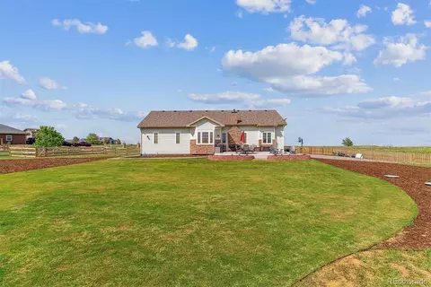 527 Antelope Dr E, Bennett, CO 80102 photo 48