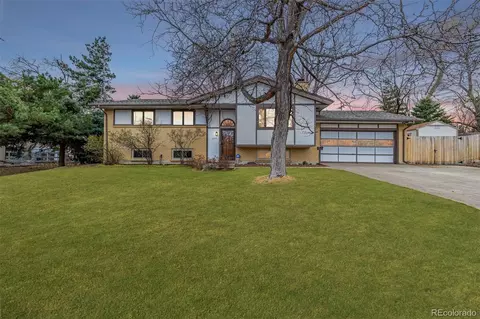12306 W Green Mountain Dr, Lakewood, CO 80228