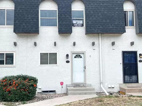 Exterior - 488 E Highline Cir, Centennial, CO 80122 photo 1 of 5