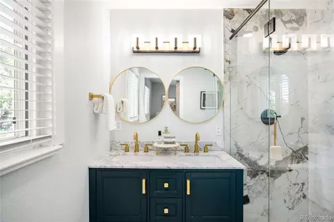 Bath - 5105 E Atlantic Pl, Denver, CO 80222 photo 1 of 5