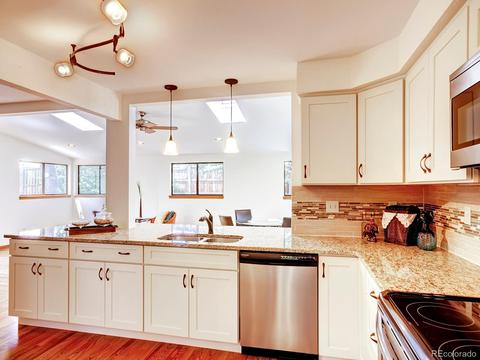 8172 Dover Cir, Arvada, CO 80005 photo 11