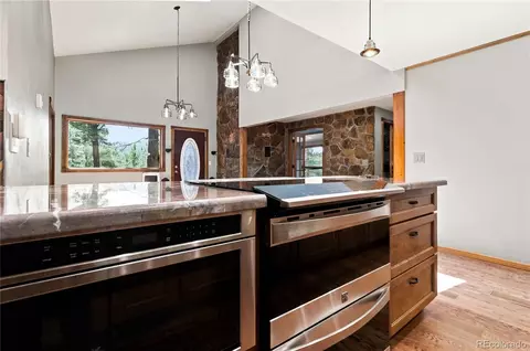 Kitchen - 6283 Starlight Dr, Morrison, CO 80465 photo 5 of 5