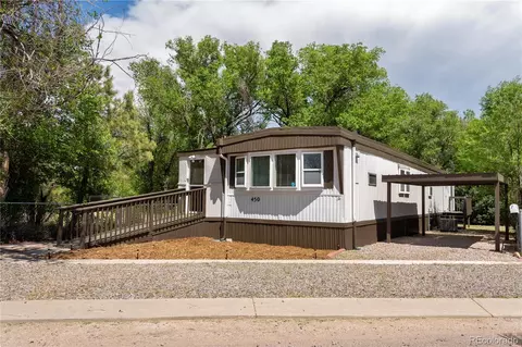 450 Crest Dr, Fountain, CO 80817