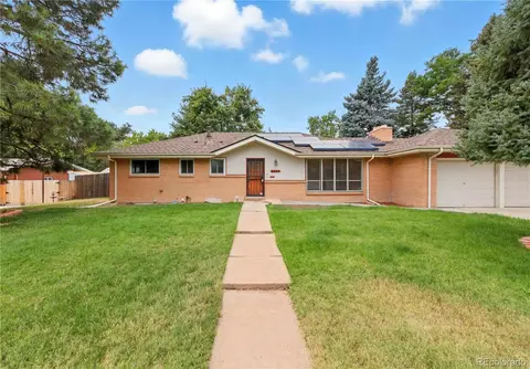 6825 S Penrose Ct, Centennial, CO 80122
