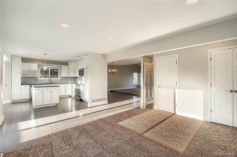 3341 Euclid Ave, Centennial, CO 80121 photo 4