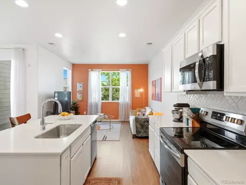 Kitchen - 4047 E 98th Pl, Thornton, CO 80229 photo 5 of 5