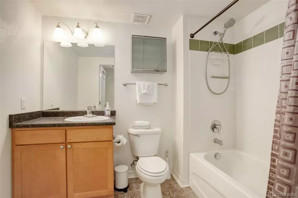  1623 Saint Paul St #202, Denver, CO 80206 photo 23