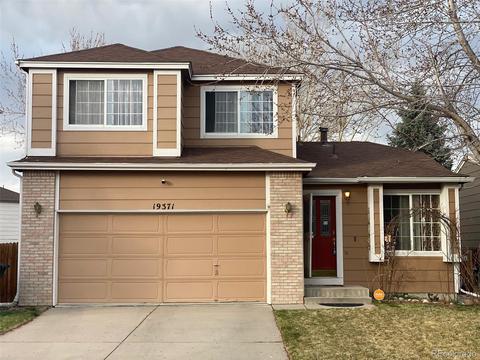19371 E 40th Pl, Denver, CO 80249 photo 1