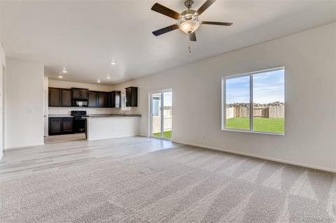 47520 Lilac Ave, Bennett, CO 80102 photo 11