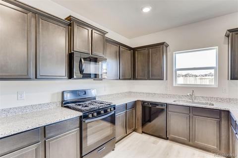 47520 Lilac Ave, Bennett, CO 80102 photo 13