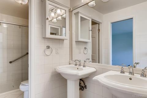 6984 E Jarvis Pl, Denver, CO 80237 photo 19