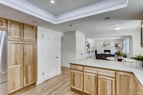 6984 E Jarvis Pl, Denver, CO 80237 photo 9