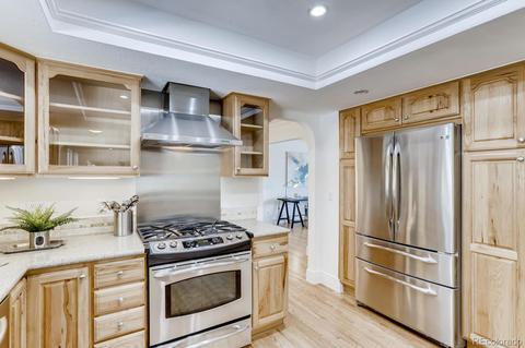 6984 E Jarvis Pl, Denver, CO 80237 photo 8