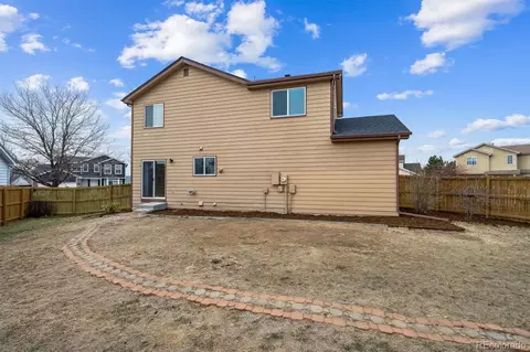 Exterior - 17208 E Florida Pl, Aurora, CO 80017 photo 2 of 5