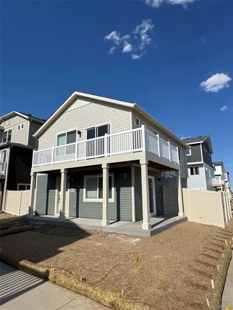 46525 Avery Ln, Bennett, CO 80102 photo 3