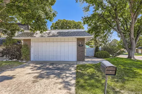 180 S Upham Ct, Lakewood, CO 80226