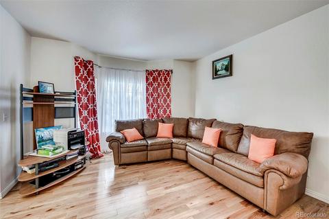 18541 E Bates Dr, Aurora, CO 80013 photo 5