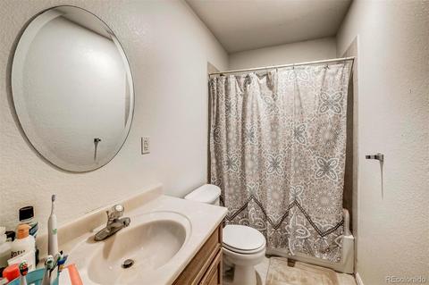 18541 E Bates Dr, Aurora, CO 80013 photo 32