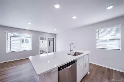 46561 Avery Ln, Bennett, CO 80102 photo 8