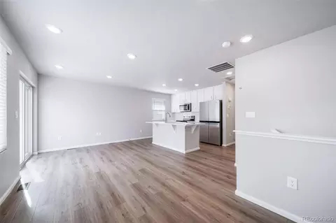 46561 Avery Ln, Bennett, CO 80102 photo 17