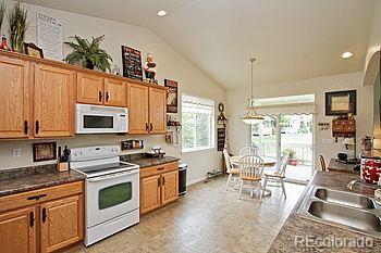 8409 Devinney Ct, Arvada, CO 80005 photo 6