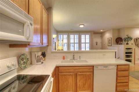 2807 Ulster St, Denver, CO 80238 photo 8