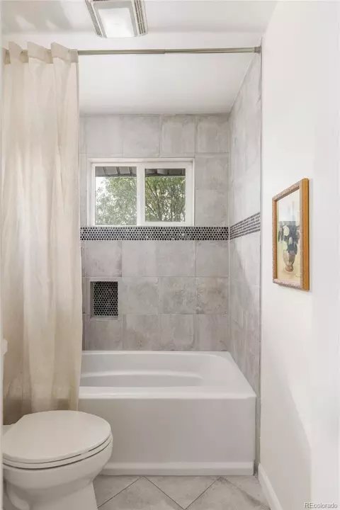 Bath - 7435 Julian St, Westminster, CO 80030 photo 4 of 4