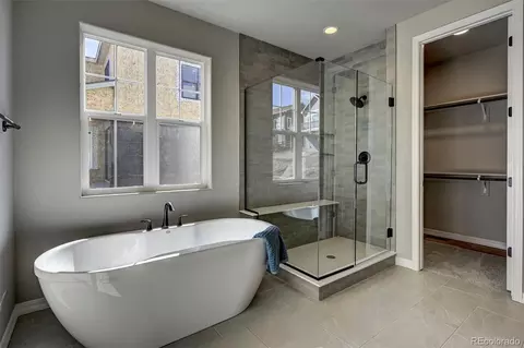 Bath - 350 Hardstone Dr, Monument, CO 80132 photo 2 of 2