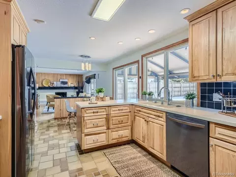 7673 E Mercer Pl, Denver, CO 80237 photo 5