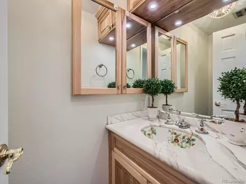 7673 E Mercer Pl, Denver, CO 80237 photo 13
