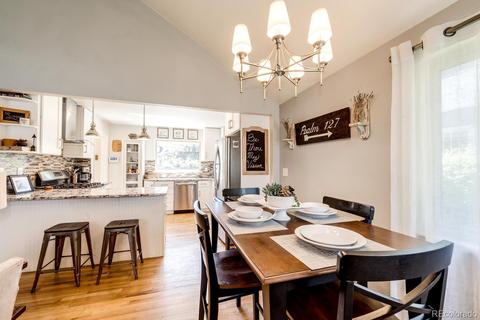 2570 Cherry St, Denver, CO 80207 photo 8