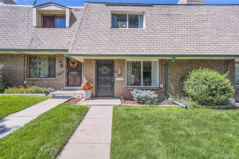 7725 W Glasgow Pl, Littleton, CO 80128