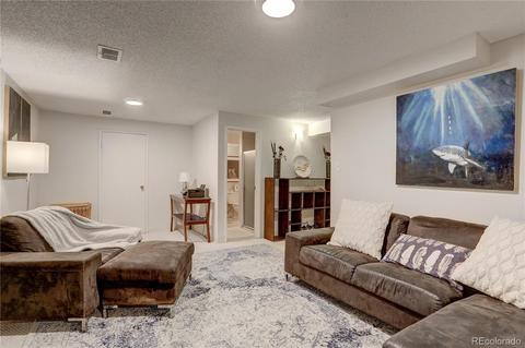 9237 E Oxford Dr, Denver, CO 80237 photo 29
