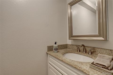 9237 E Oxford Dr, Denver, CO 80237 photo 35