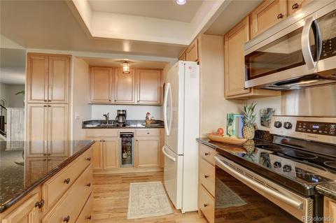 9237 E Oxford Dr, Denver, CO 80237 photo 8