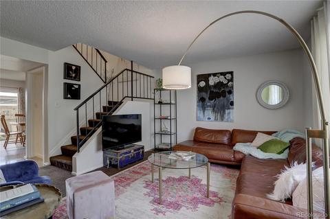 9237 E Oxford Dr, Denver, CO 80237 photo 6