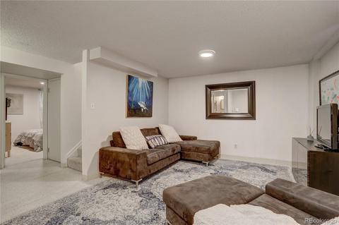 9237 E Oxford Dr, Denver, CO 80237 photo 28