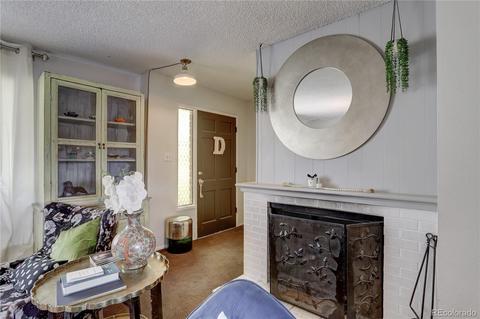 9237 E Oxford Dr, Denver, CO 80237 photo 2